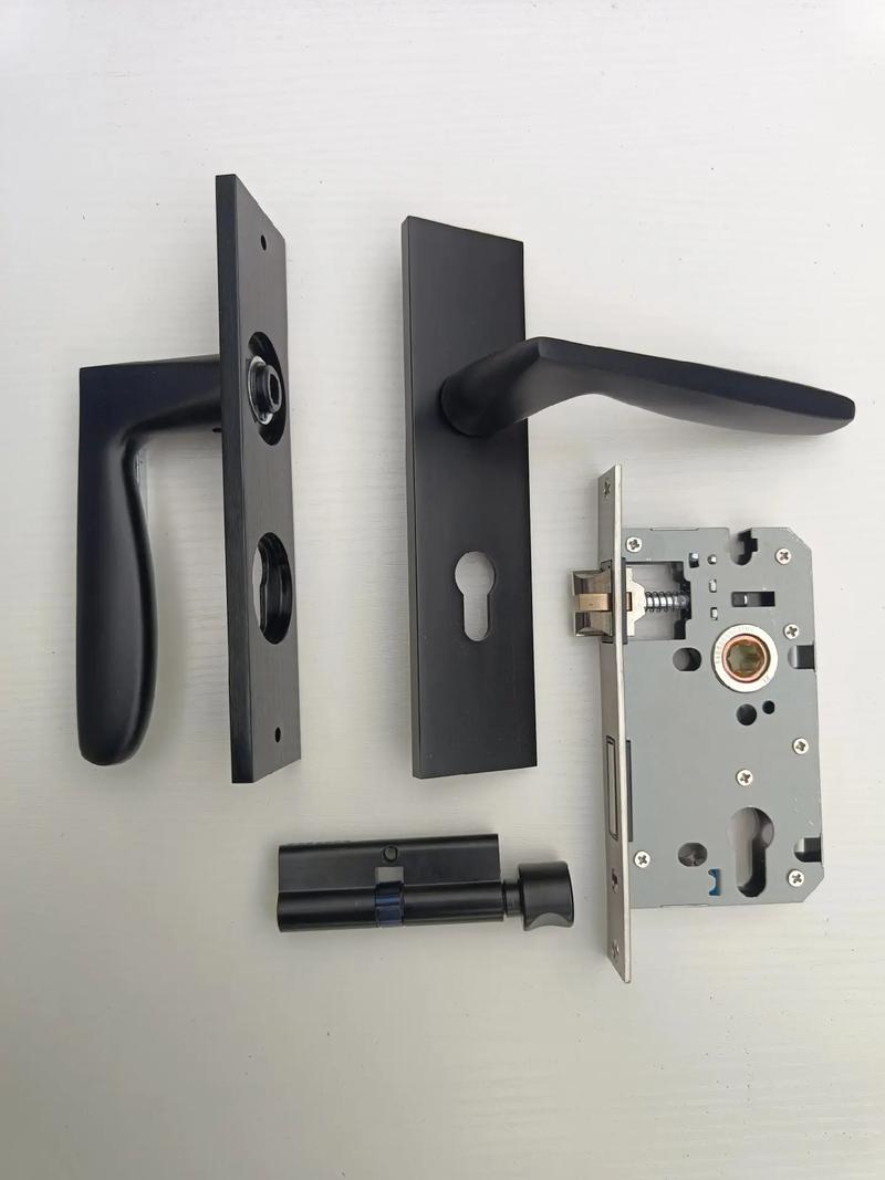 室內(nèi)木門鎖選購指南 優(yōu)質(zhì)五金鎖具現(xiàn)場實拍與全國發(fā)貨服務